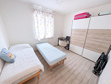 2. Schlafzimmer