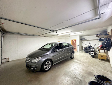 Garage for multiple cars