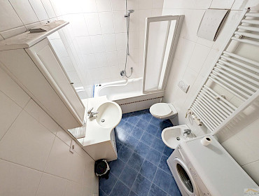 bagno con vasca