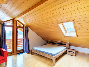 Wohn-, Hobby- oder Schlafraum im Dachgeschoss