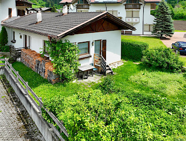 4-Z-W mit Garten in Form eines angebauten Häuschens