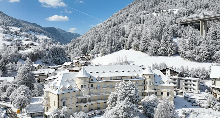 bilocale affascinante con posto auto nel garage Bild