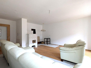 Wohnzimmer mit Kachelofen Wohnzimmer mit Kachelofen