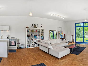 Cozy living room that invites you to relax Cozy living room that invites you to relax