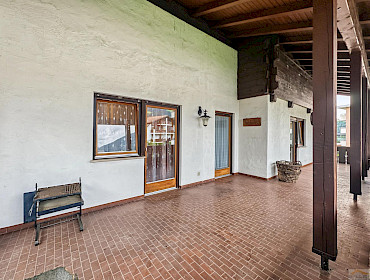 Spazioso terrazzo coperto per ogni utilizzo Spazioso terrazzo coperto per ogni utilizzo