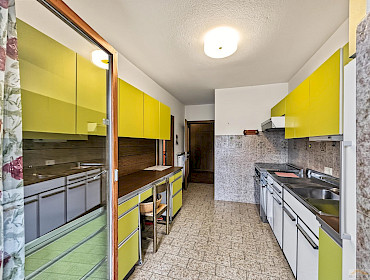 Cucina con molta luce naturale Cucina con molta luce naturale