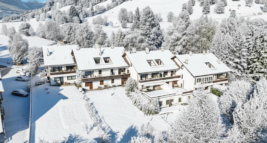 Traditional Duplex Apartment with Garage in Tunes Bild