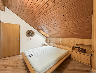 grosses Schlafzimmer