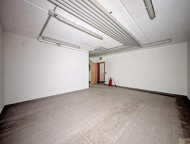 Großzügiger Raum für jede Art von Archiv