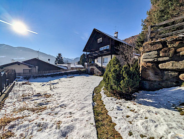 Ihr Zuhause, wo Natur Entspannung umarmt Ihr Zuhause, wo Natur Entspannung umarmt