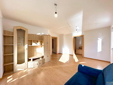 Wohnzimmer mit Möbliar Wohnzimmer mit Möbliar