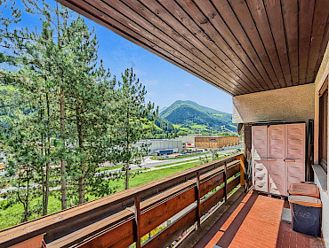 balcony
