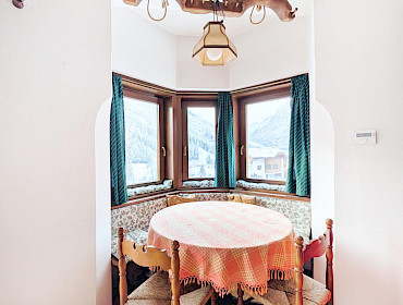 dining area with bay window dining area with bay window