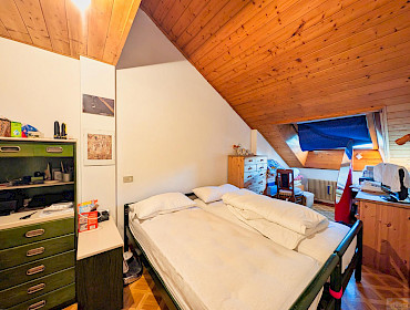 Raum für Gäste, Hobbys oder Büro