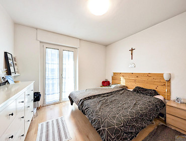 bright, light-filled bedroom bright, light-filled bedroom