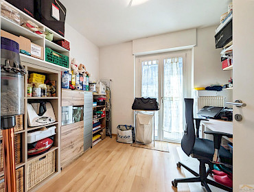 second room: bedroom or office second room: bedroom or office