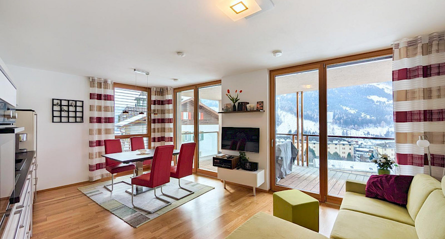 Neuwertige 2-Z-Wohnung in herrlicher Panoramalage Bild