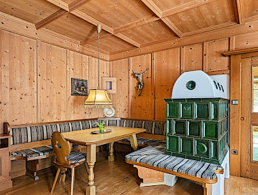 hochwertige Holztäfelung