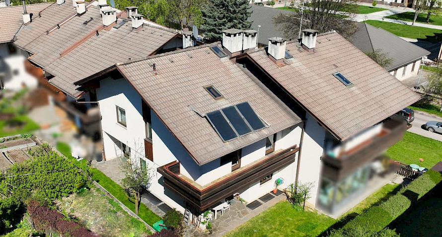 komplettes Reihenhaus in ausgewiesener Wohnlage Bild