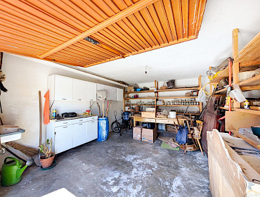 garage/ box auto