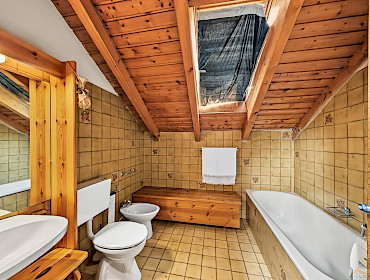 bagno finestrato + Bidet