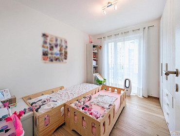 Kinderzimmer/ weiteres Schlafzimmer Kinderzimmer/ weiteres Schlafzimmer