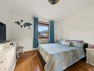 fe048645d1306a6784ac50027dd198173903d057.jpg