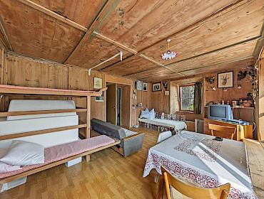 Stube mit Bauernofen